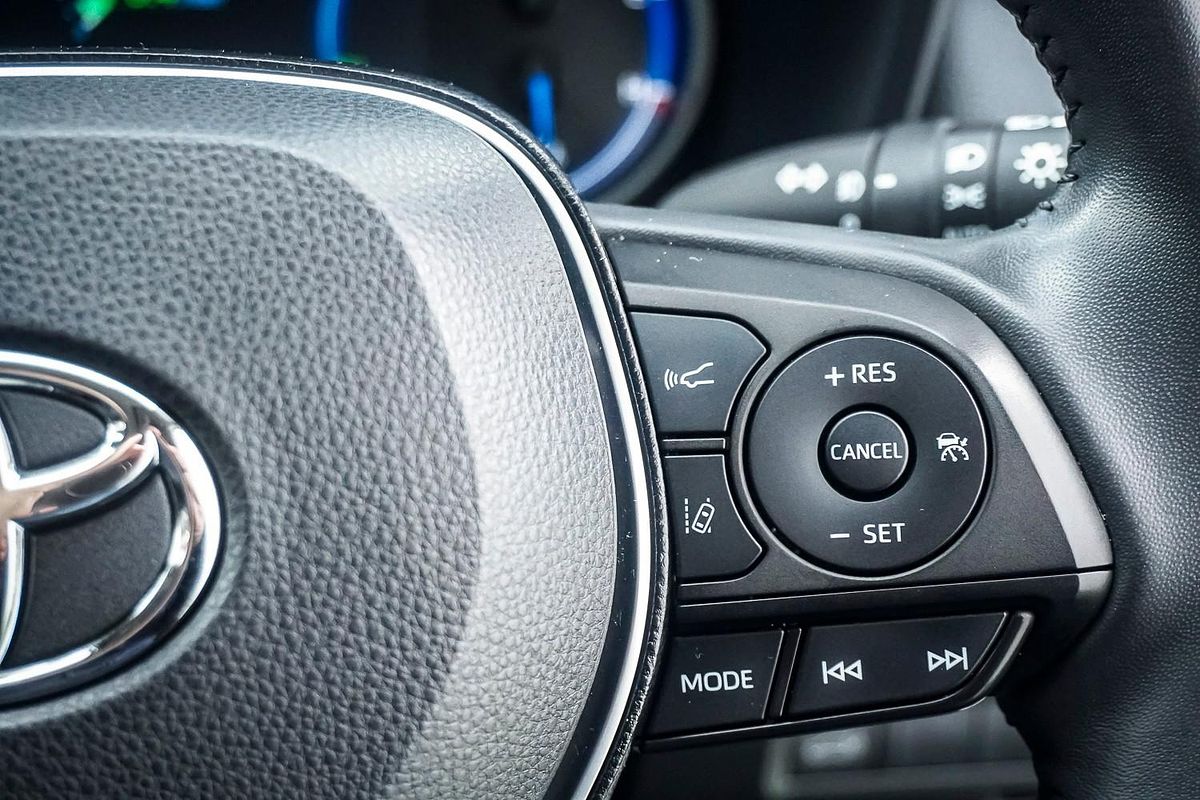 2020 Toyota RAV4 Cruiser AXAH54R