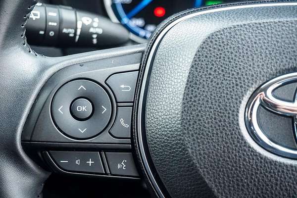 2020 Toyota RAV4 Cruiser AXAH54R