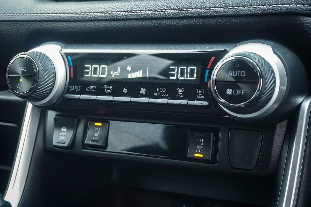 2020 Toyota RAV4 Cruiser AXAH54R