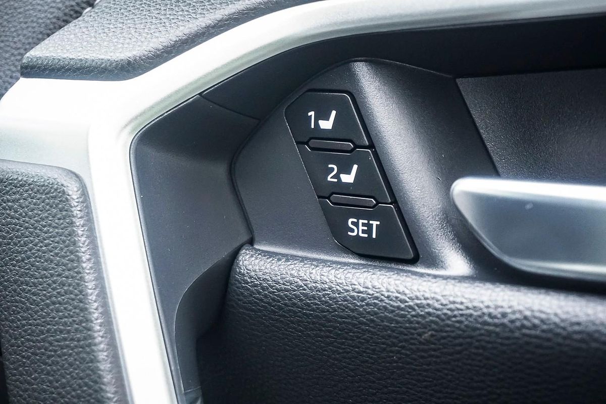 2020 Toyota RAV4 Cruiser AXAH54R