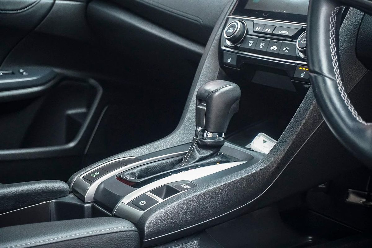 2020 Honda Civic VTi-LX 10th Gen