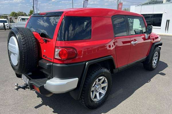 2014 Toyota FJ Cruiser GSJ15R