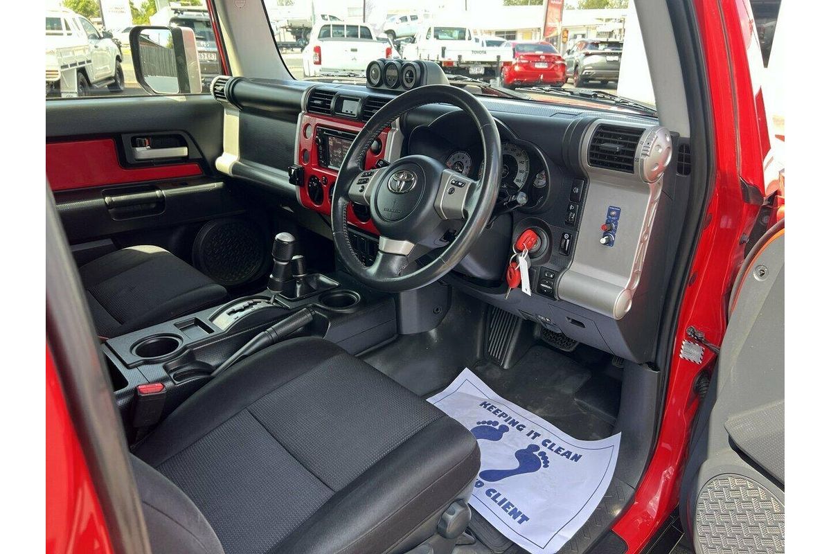 2014 Toyota FJ Cruiser GSJ15R