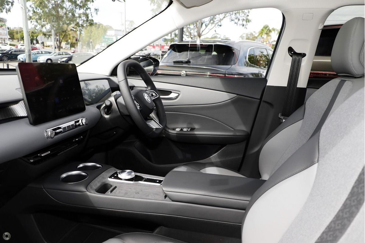 2025 MG MGS5 EV Essence 62 ZS3EM