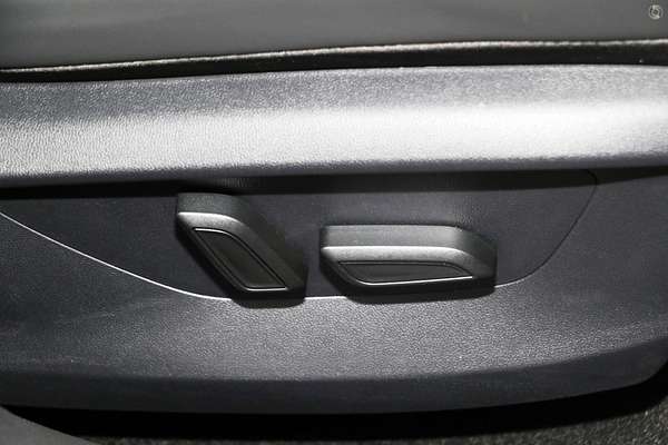 2025 MG MGS5 EV Essence 62 ZS3EM