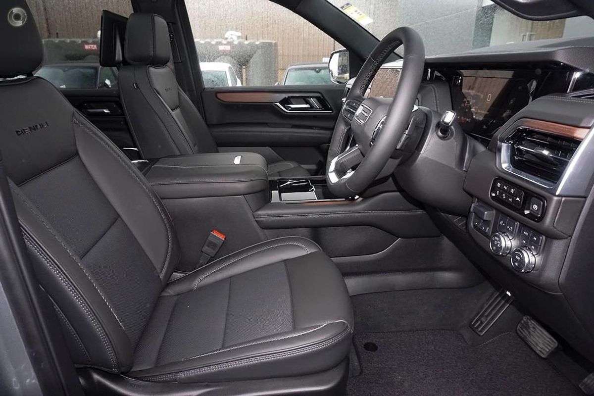 2025 GMC Yukon Denali T1