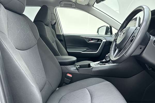 2022 Toyota RAV4 GXL AXAH52R