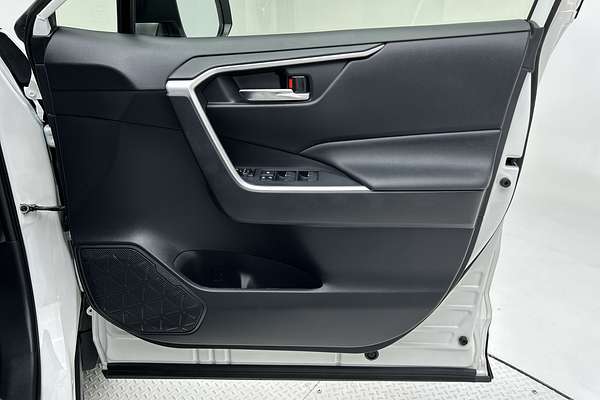 2022 Toyota RAV4 GXL AXAH52R