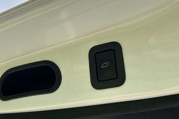 2016 Toyota Kluger Grande GSU50R