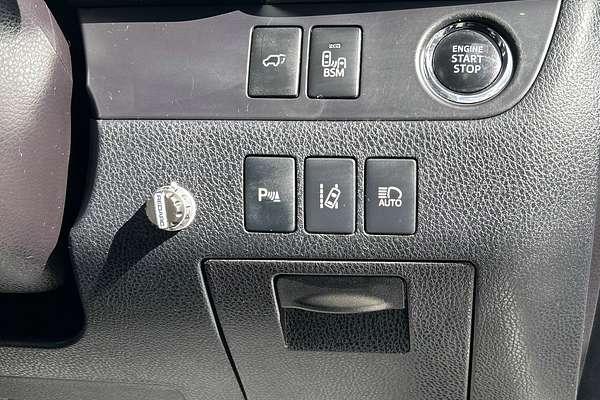 2016 Toyota Kluger Grande GSU50R