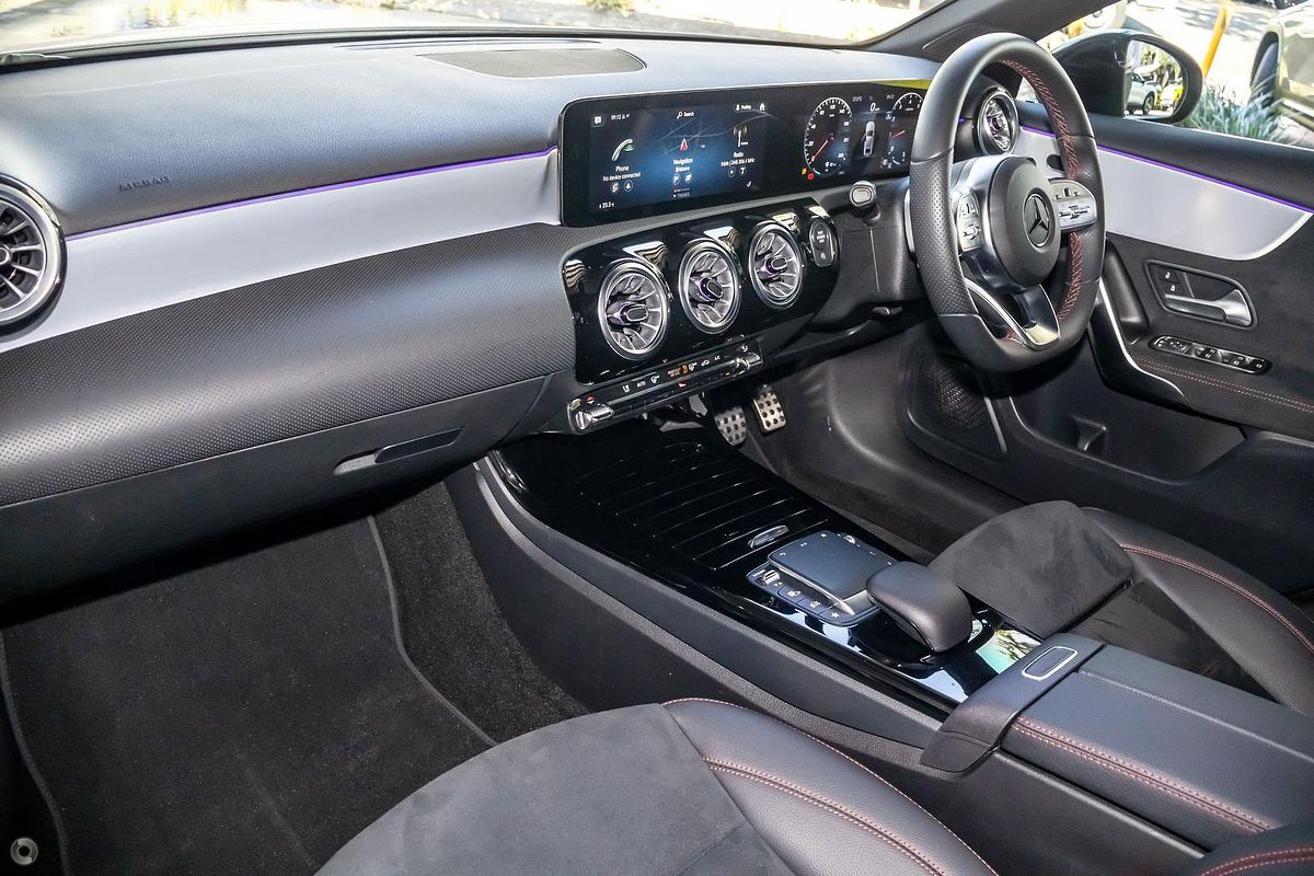 2022 Mercedes-Benz A-Class A180 V177