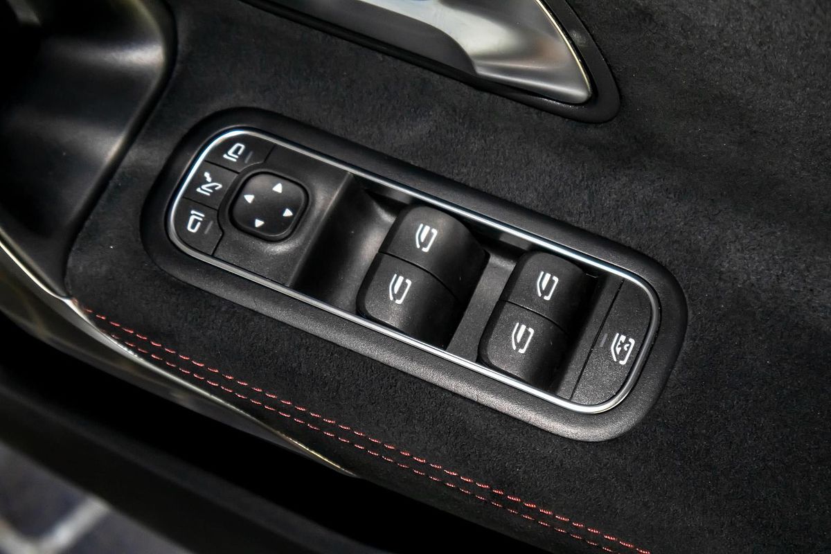 2022 Mercedes-Benz A-Class A180 V177