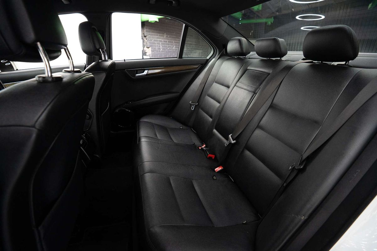 2009 Mercedes-Benz C-Class C220 CDI Classic W204