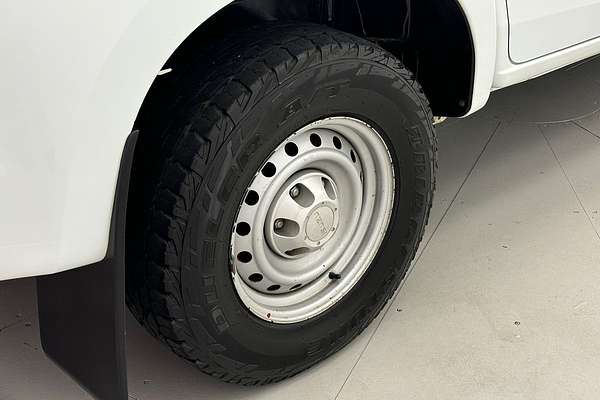 2019 Isuzu D-MAX SX High Ride Rear Wheel Drive