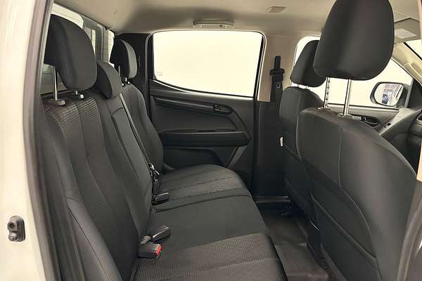 2019 Isuzu D-MAX SX High Ride Rear Wheel Drive