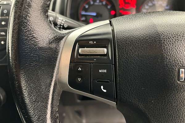 2019 Isuzu D-MAX SX High Ride Rear Wheel Drive