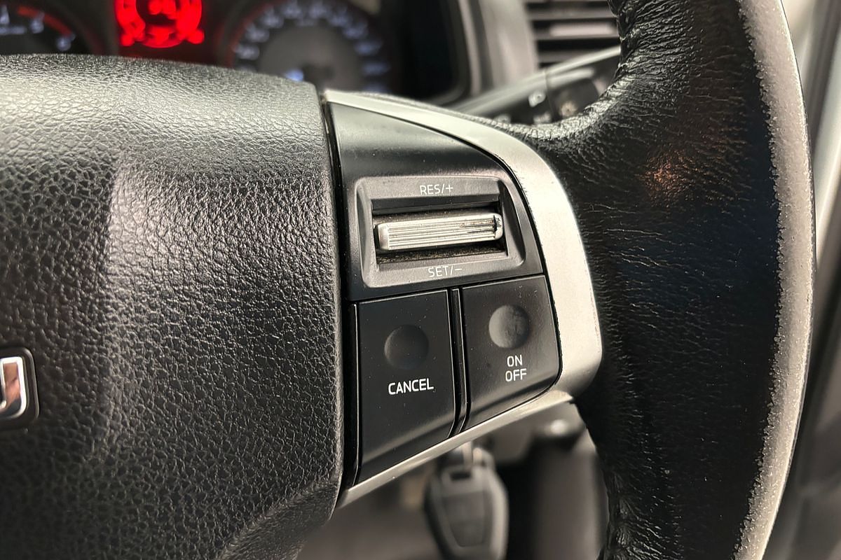 2019 Isuzu D-MAX SX High Ride Rear Wheel Drive