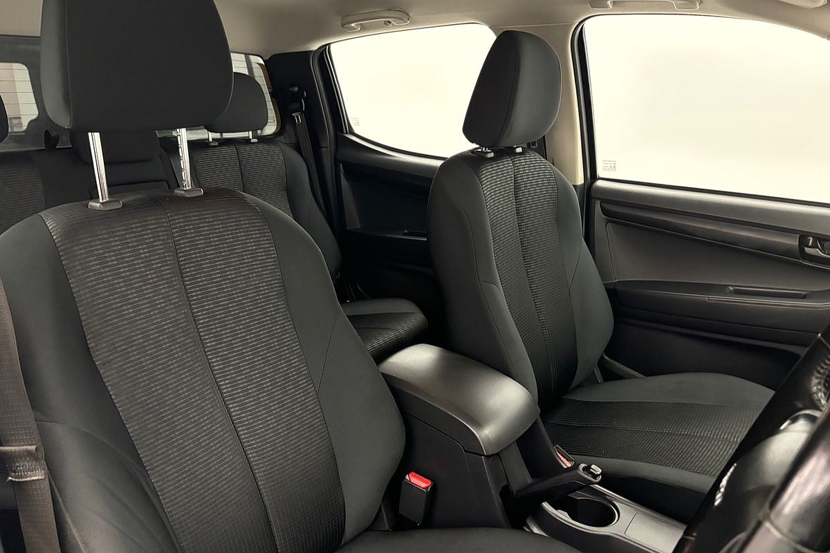 2019 Isuzu D-MAX SX High Ride Rear Wheel Drive