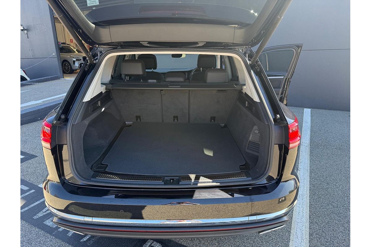 2021 Volkswagen Touareg 170TDI CR