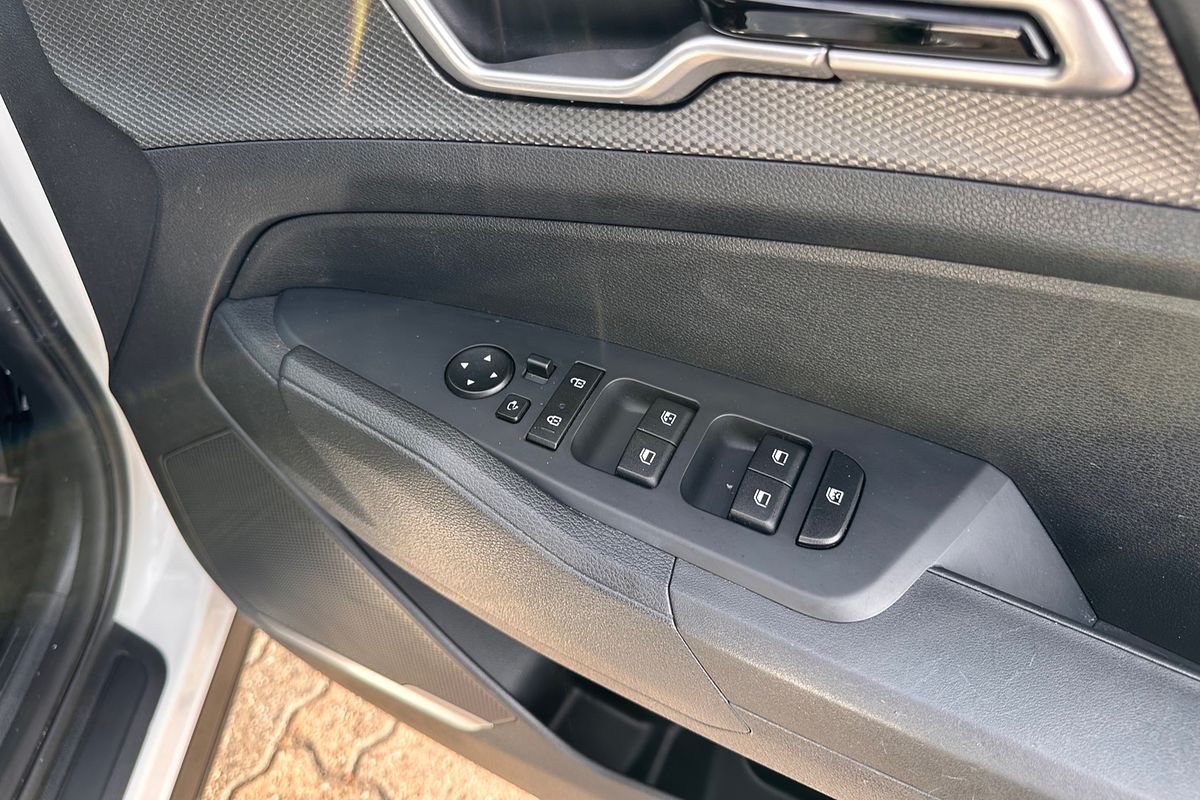 2023 Kia Sportage S NQ5