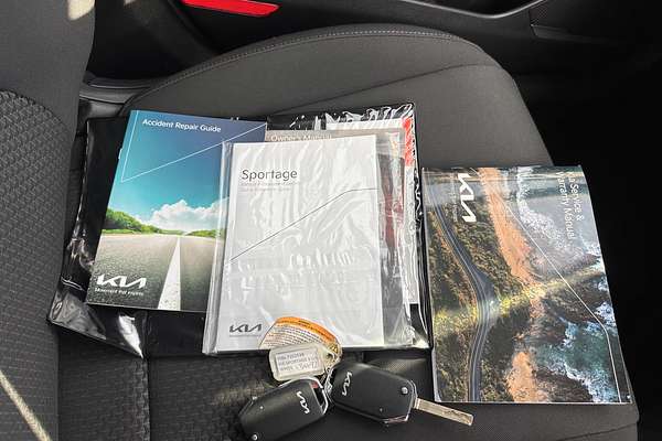 2023 Kia Sportage S NQ5