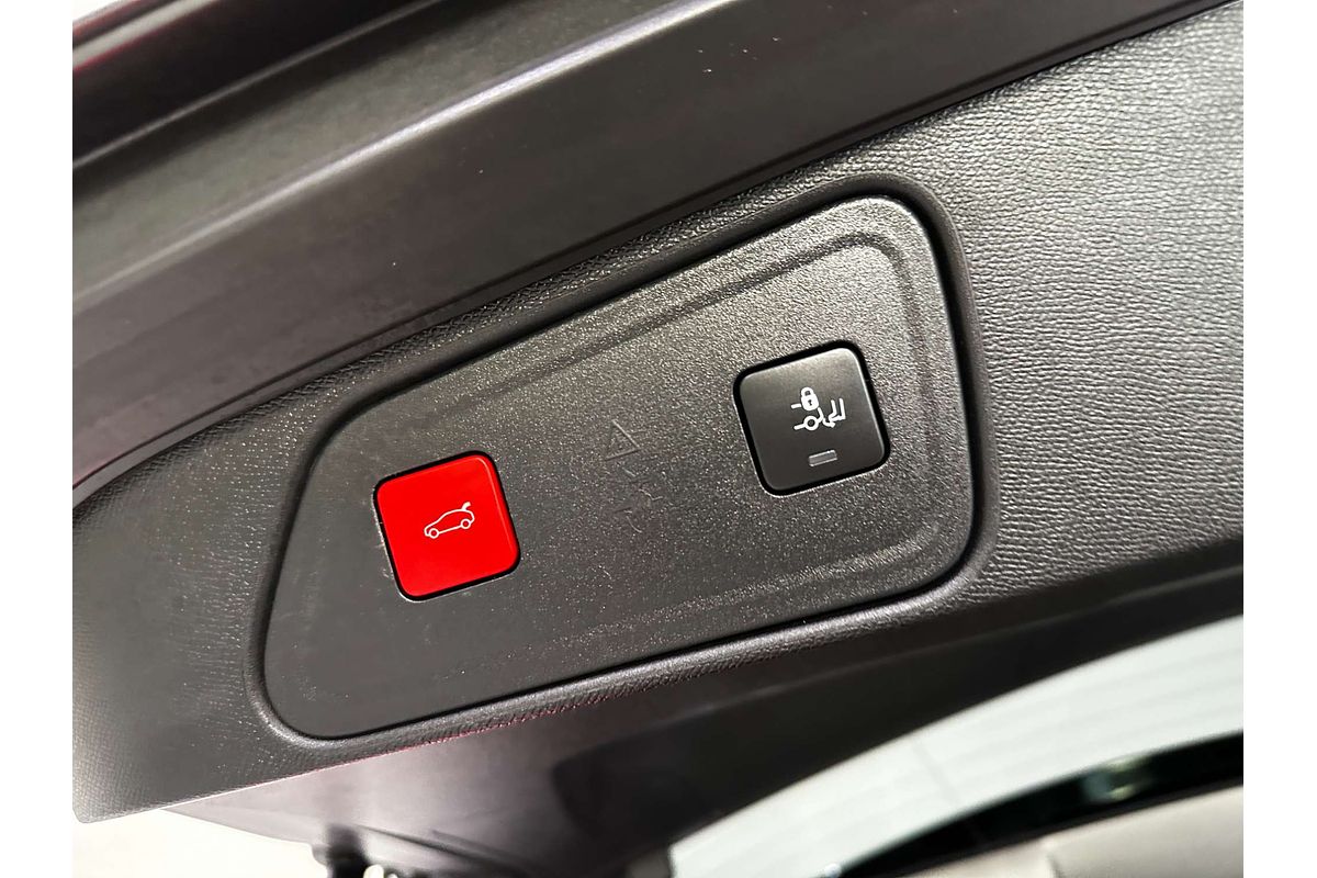 2021 Peugeot 3008 GT P84