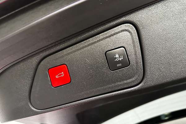 2021 Peugeot 3008 GT P84