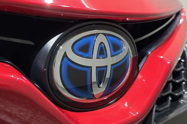 2021 Toyota Camry SL AXVH70R