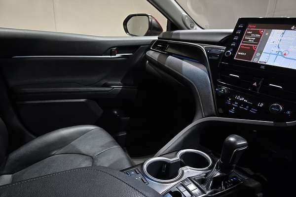 2021 Toyota Camry SL AXVH70R