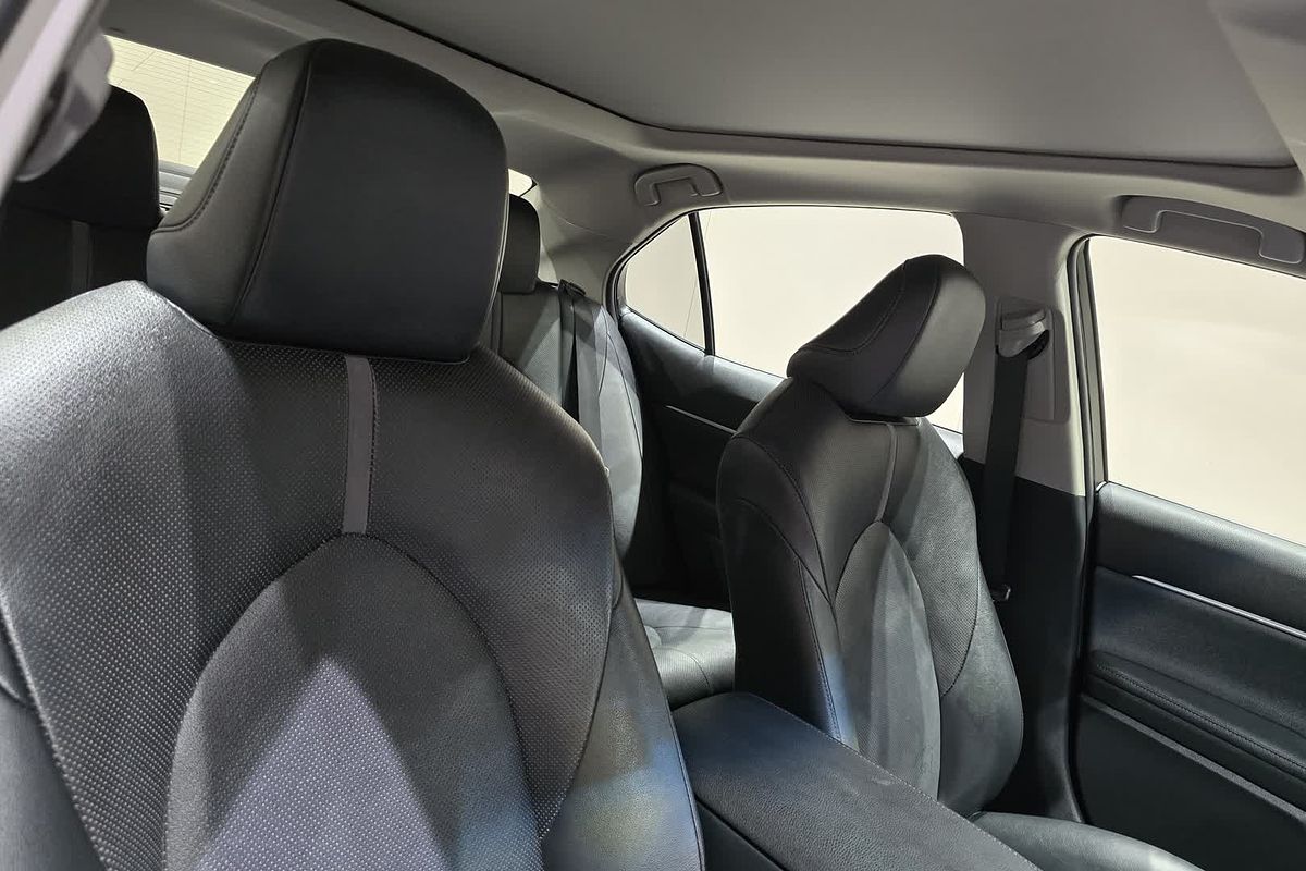 2021 Toyota Camry SL AXVH70R