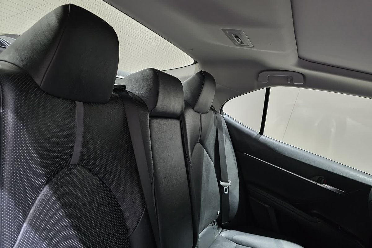 2021 Toyota Camry SL AXVH70R