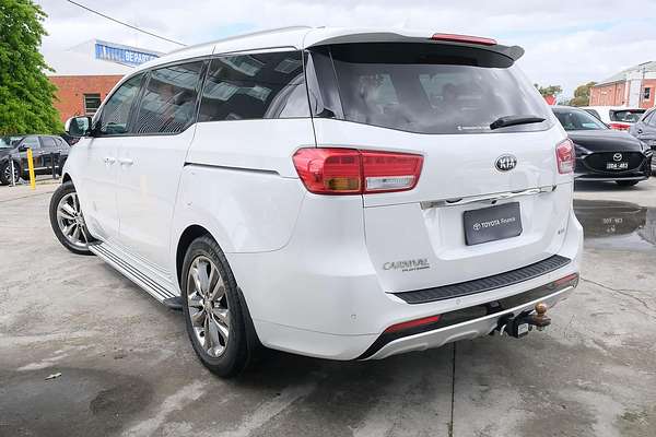 2017 Kia Carnival Platinum YP