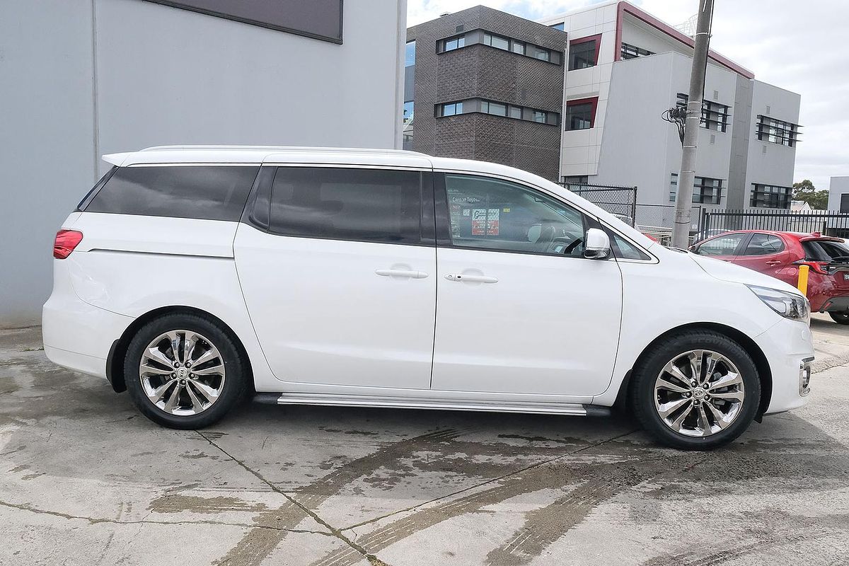 2017 Kia Carnival Platinum YP