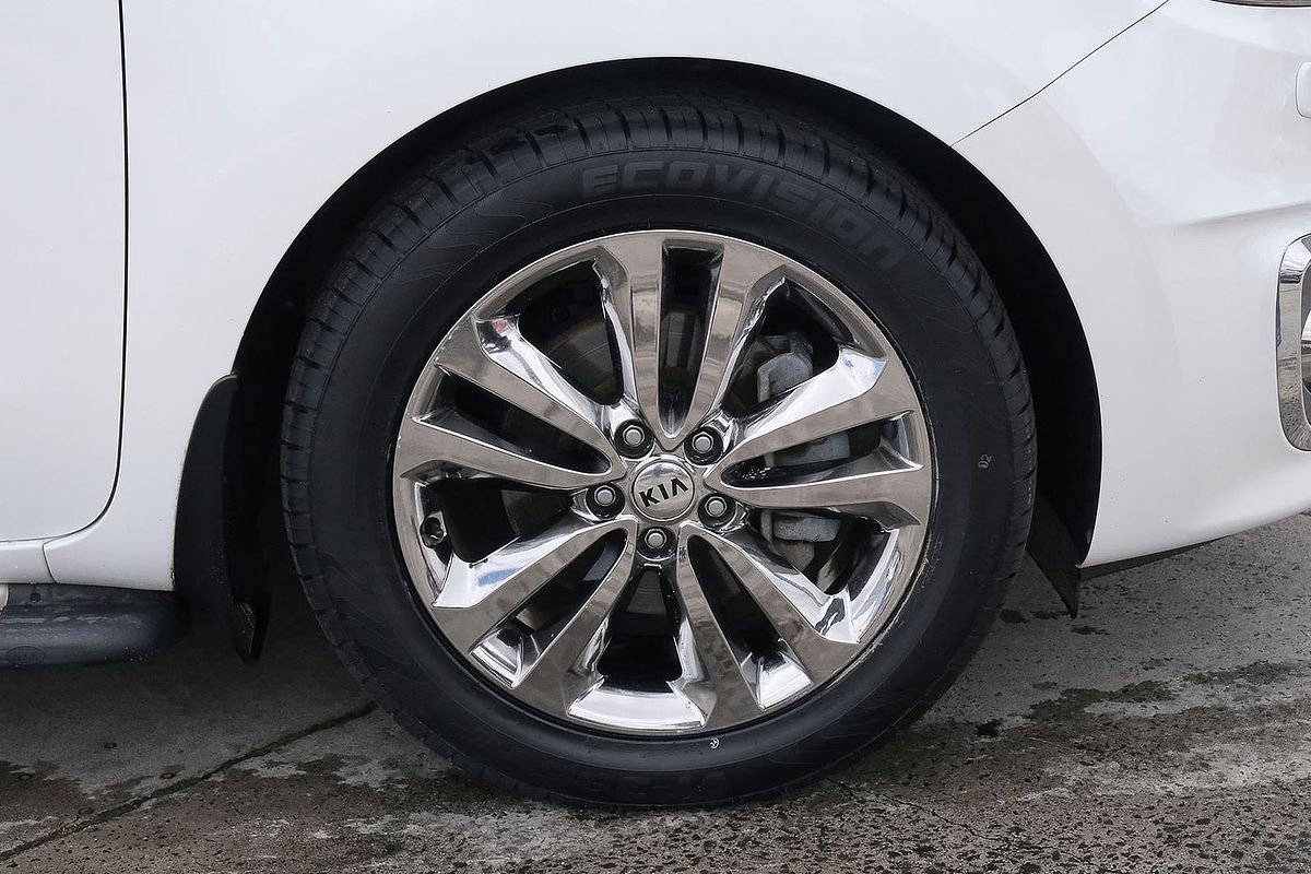 2017 Kia Carnival Platinum YP