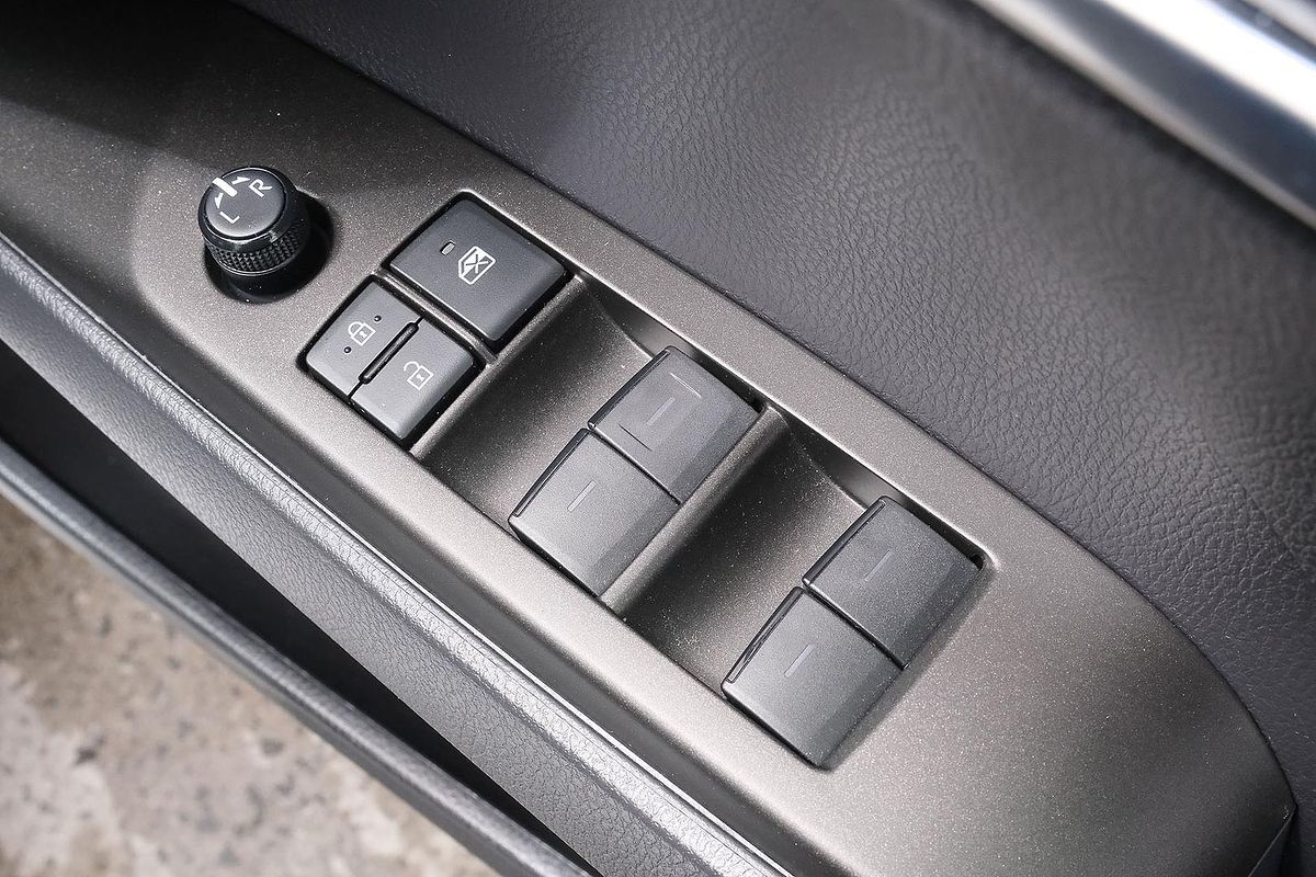 2023 Toyota Camry Ascent AXVH70R