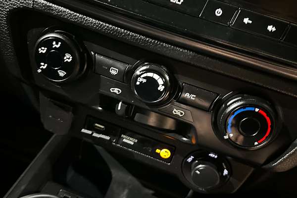 2020 Isuzu D-MAX LS-M  4X4