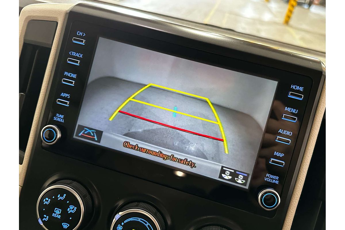 2023 Toyota Hiace Commuter GL GDH322R ELWB High Roof