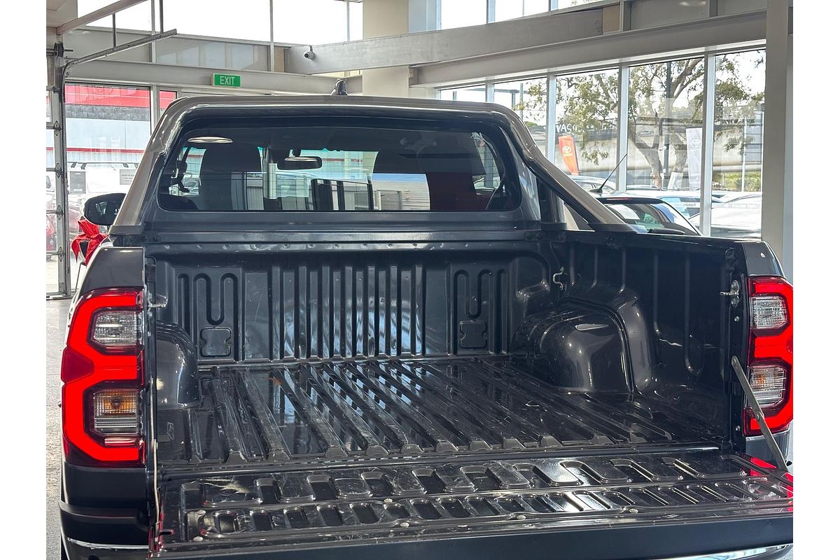 2022 Toyota Hilux SR5 GUN126R 4X4