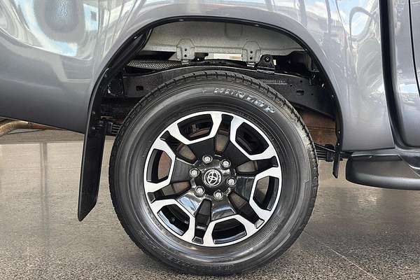 2022 Toyota Hilux SR5 GUN126R 4X4