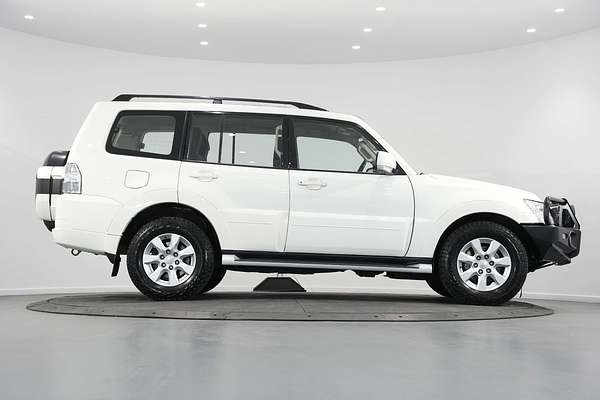 2021 Mitsubishi Pajero GLX NX