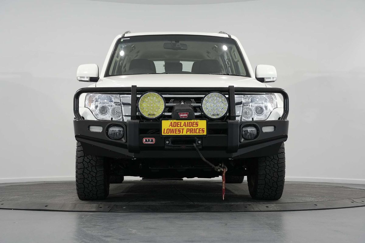 2021 Mitsubishi Pajero GLX NX