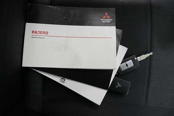 2021 Mitsubishi Pajero GLX NX