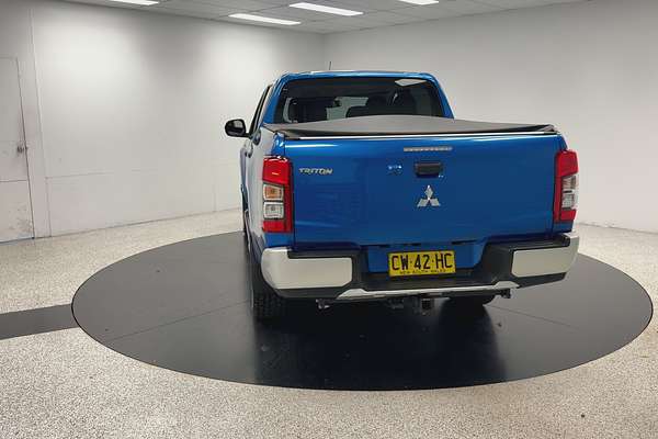 2022 Mitsubishi Triton GLX-R MR 4X4