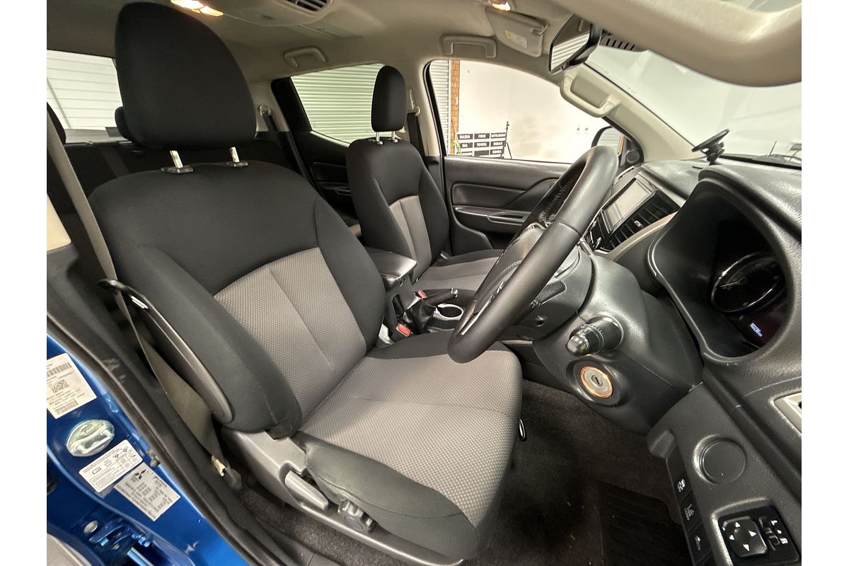 2022 Mitsubishi Triton GLX-R MR 4X4