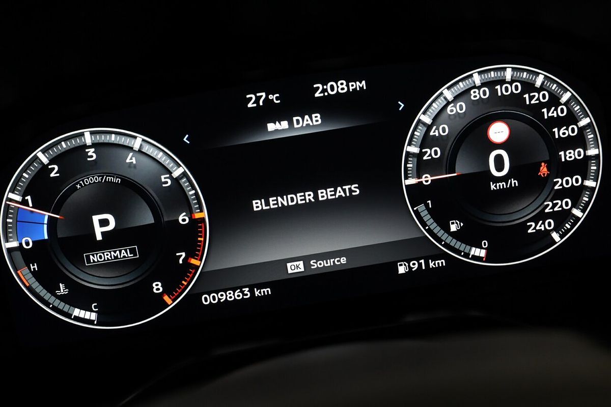 2023 Mitsubishi Outlander Exceed Tourer ZM