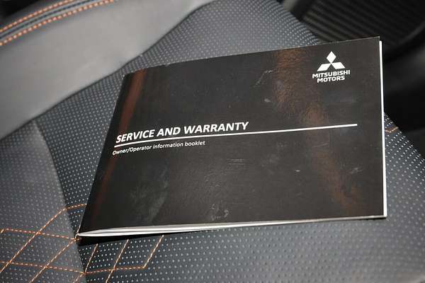 2023 Mitsubishi Outlander Exceed Tourer ZM