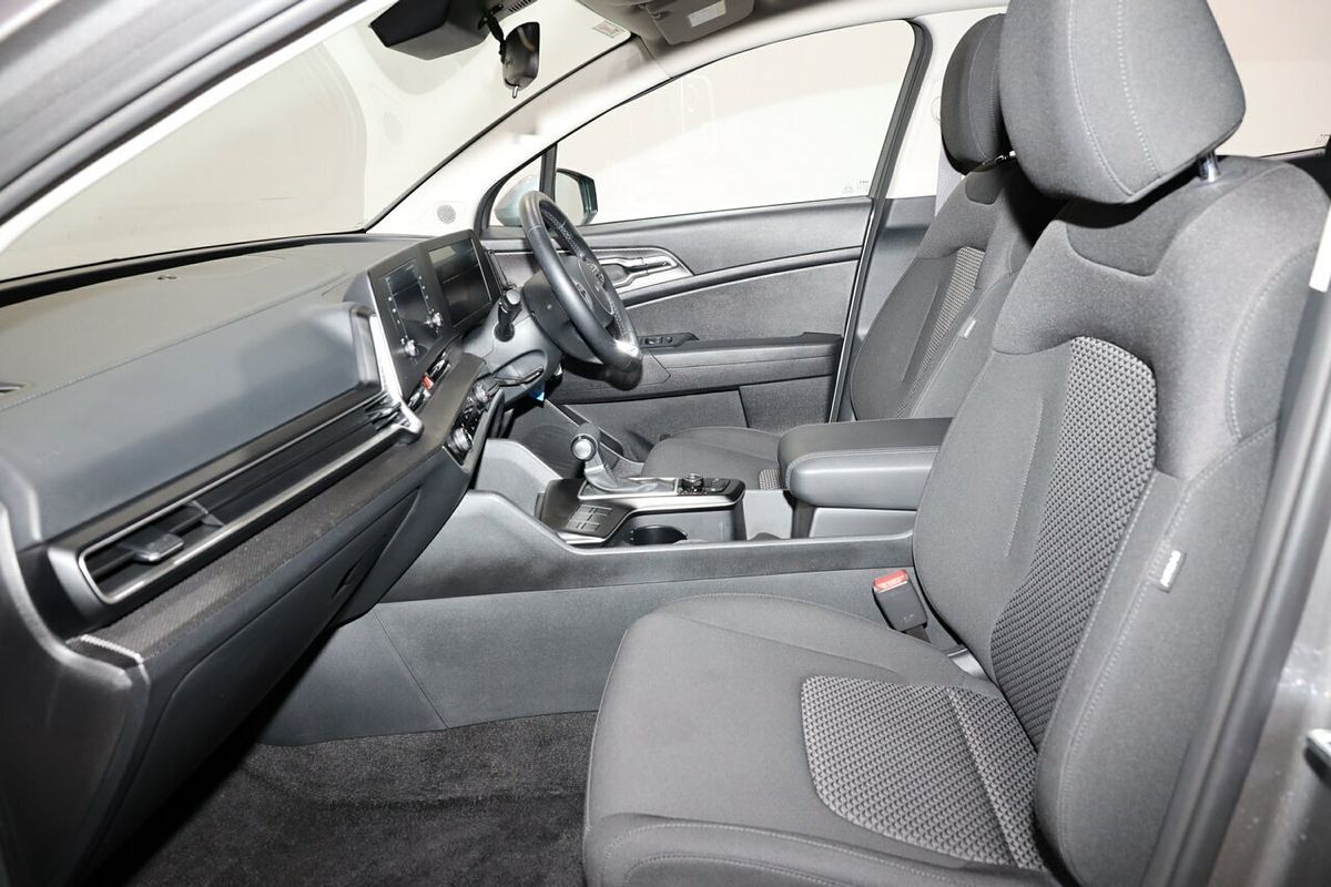 2024 Kia Sportage S NQ5