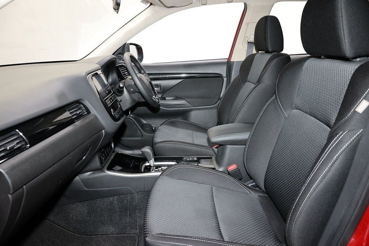 2019 Mitsubishi Outlander ES ZL