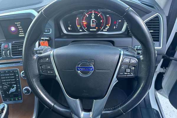 2015 Volvo XC60 D4 Luxury