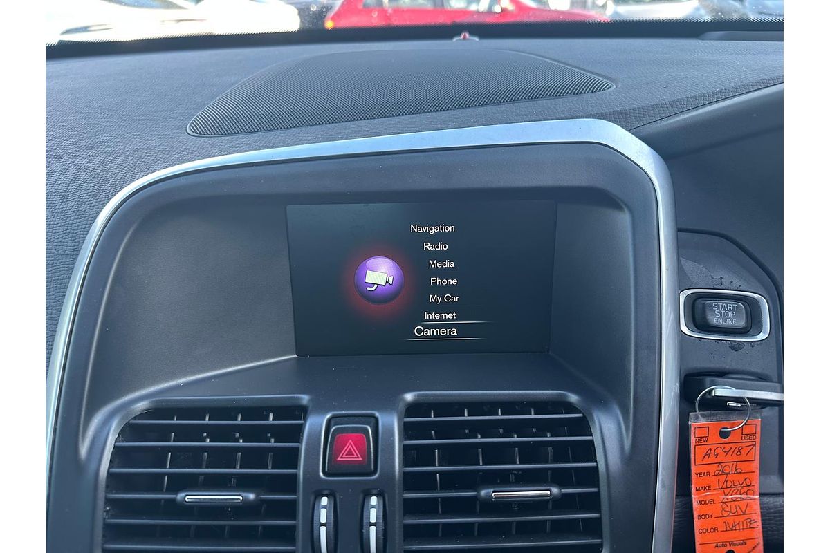 2015 Volvo XC60 D4 Luxury